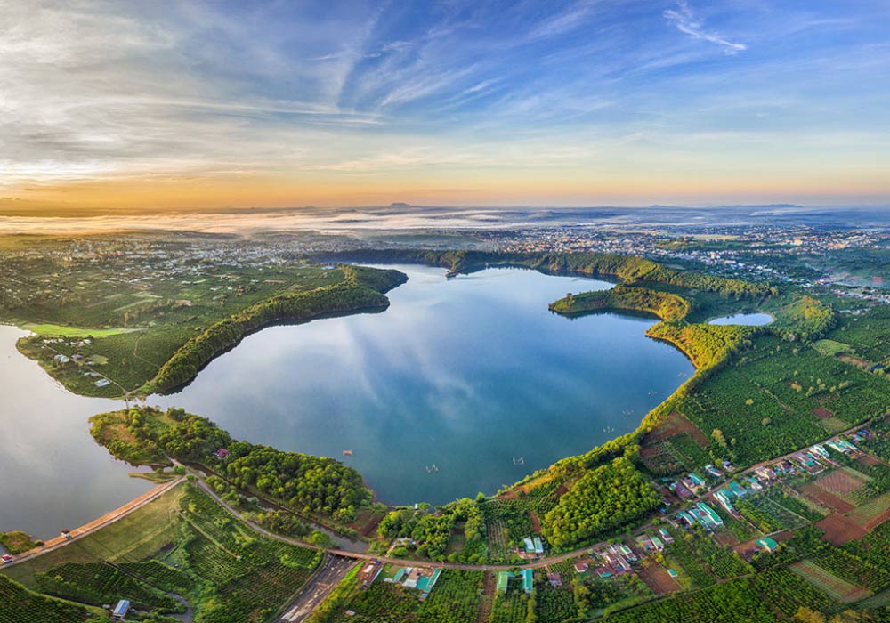 Biển Hồ Pleiku - Image 1